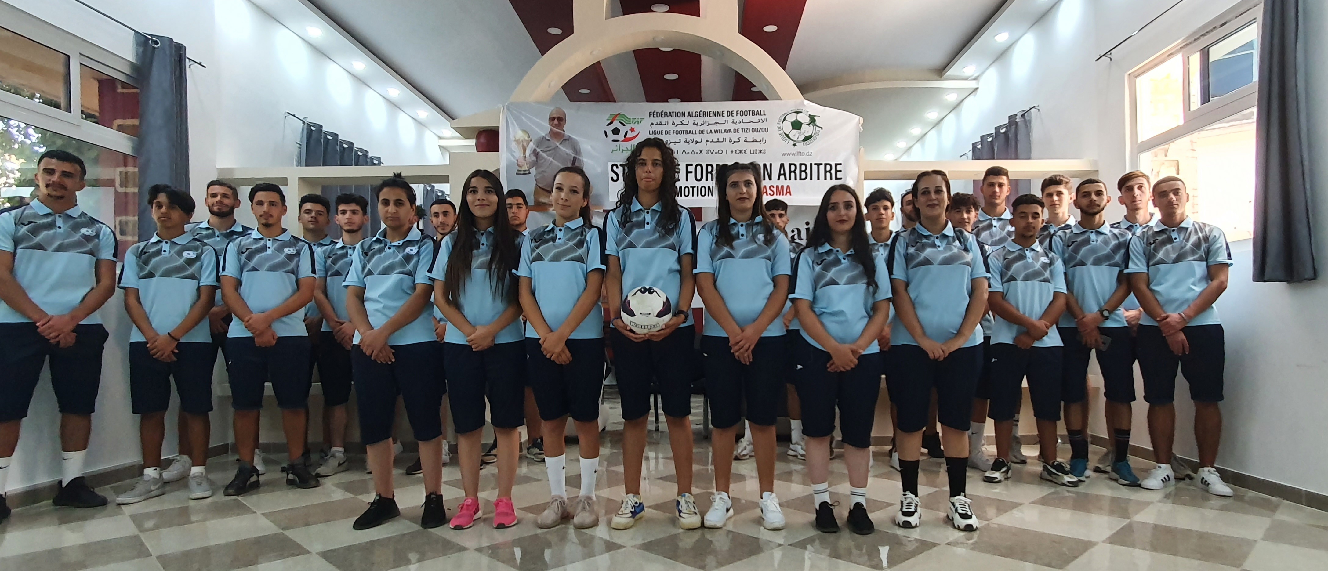 ​COMMUNIQUÉ AUX ARBITRES 